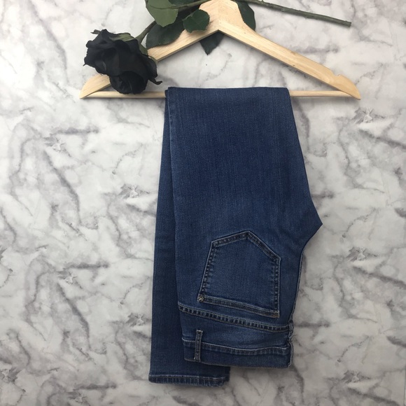 Victoria's Secret Denim - Victoria’s Secret Siren Skinny Jeans